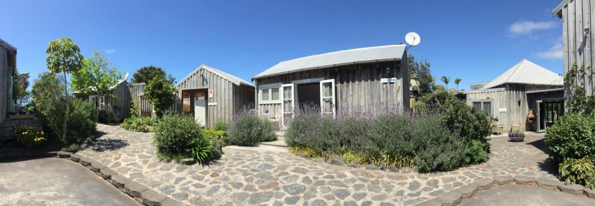 Mangawhai Chalets 외부 사진